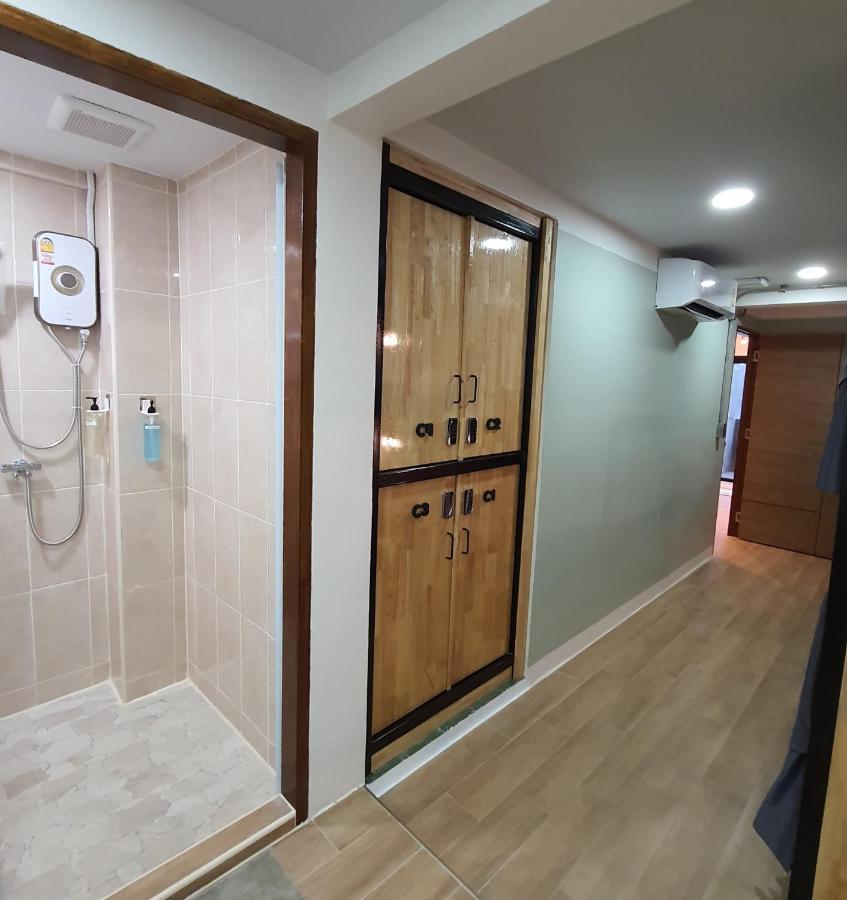 Station8 Hostel 曼谷 外观 照片
