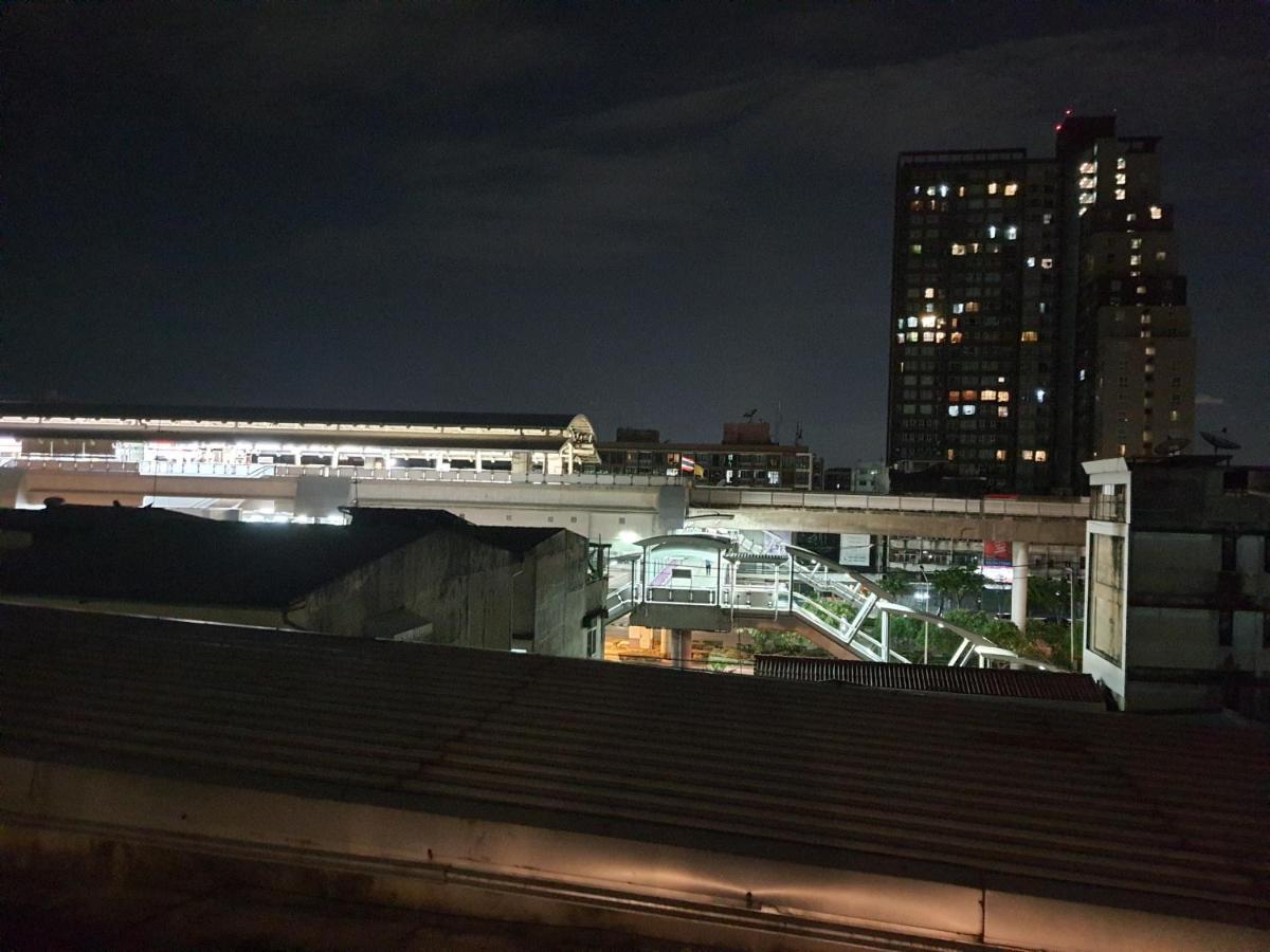 Station8 Hostel 曼谷 外观 照片