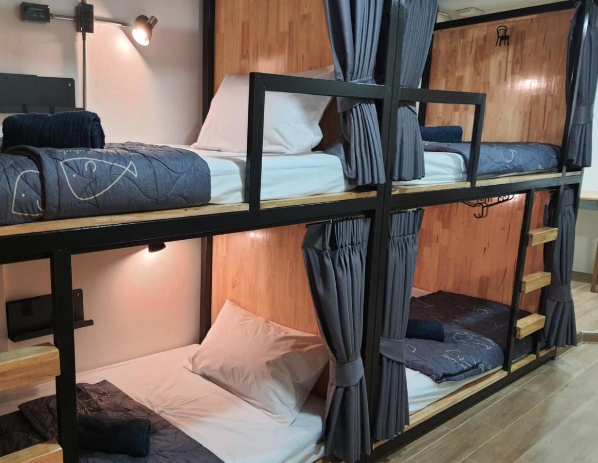 Station8 Hostel 曼谷 外观 照片