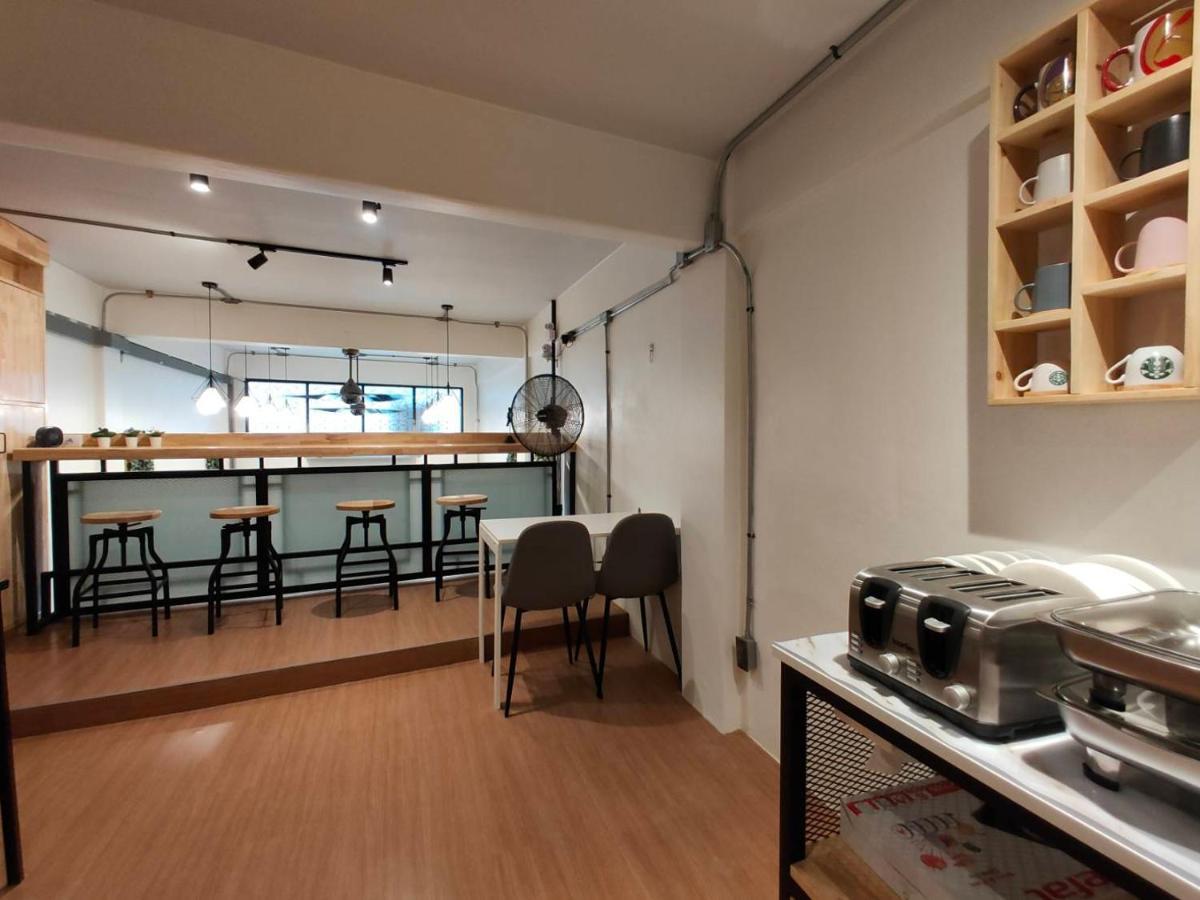 Station8 Hostel 曼谷 外观 照片