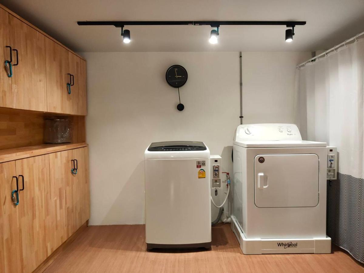 Station8 Hostel 曼谷 外观 照片